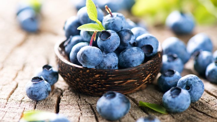 5 loại trái cây giàu omega 3 tốt cho trí não thai nhi mẹ nên ăn